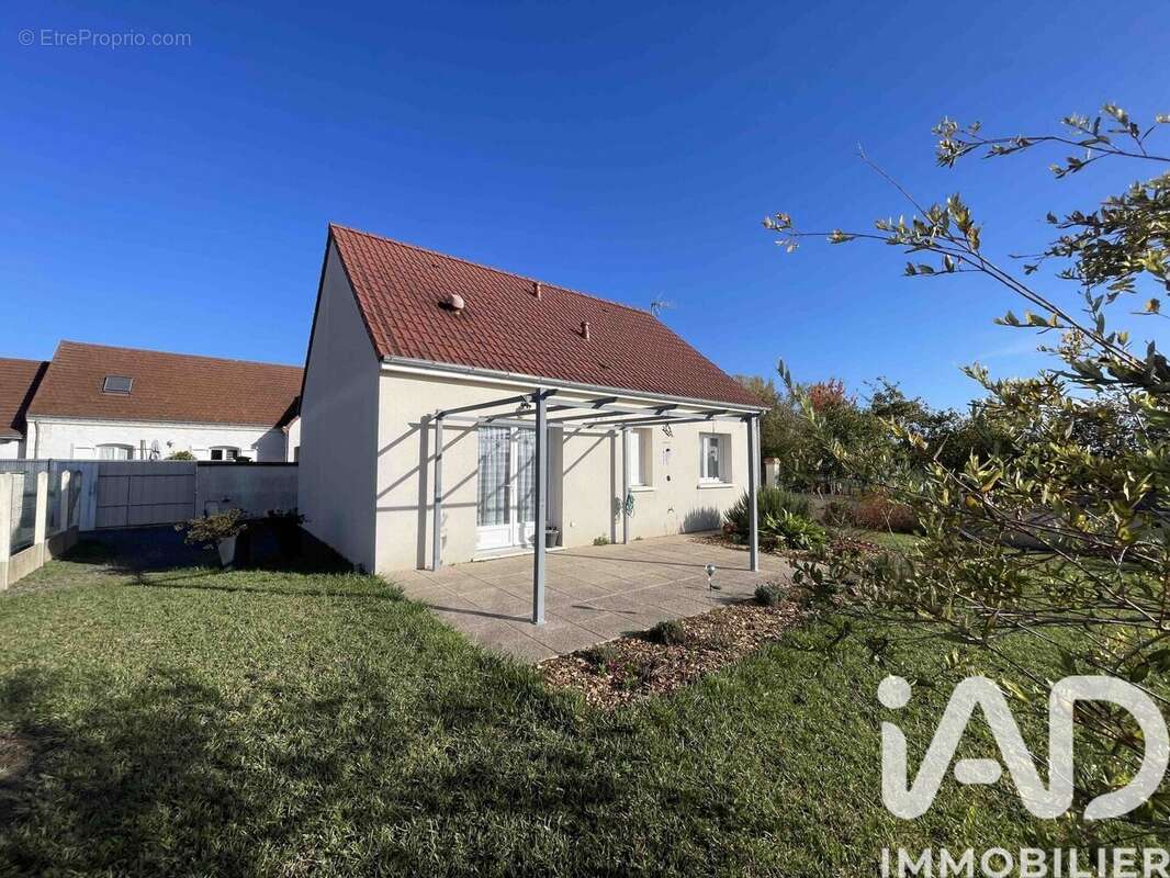 Photo 9 - Maison à LA VILLE-AUX-DAMES