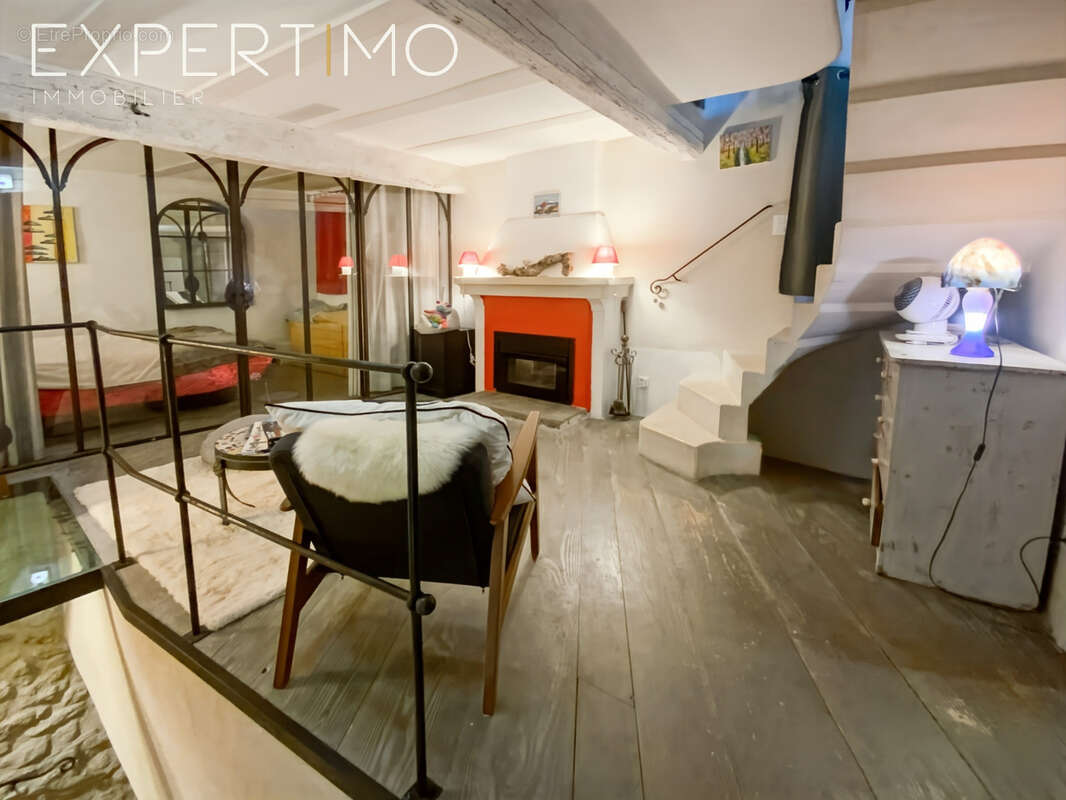 Maison à SAINT-MARTIN-DE-CASTILLON