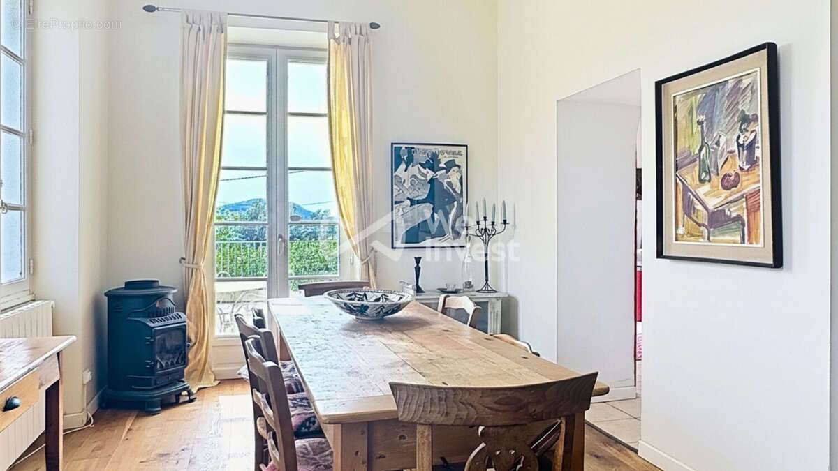 Maison à LE CASTELLET