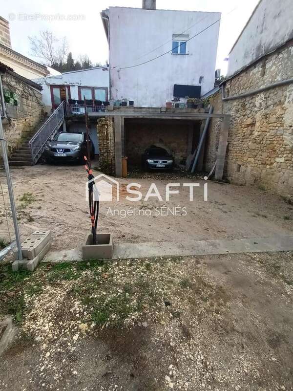 Maison 300 m² à Gauriac  - photo 2