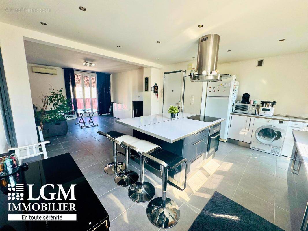 Appartement à MARSEILLE-13E