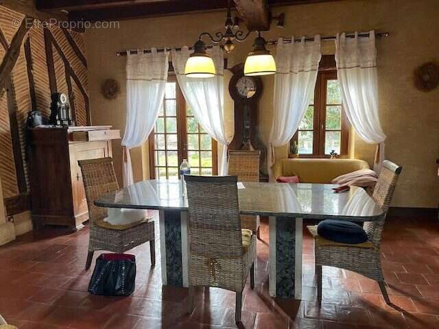 Maison à BEAUPOUYET