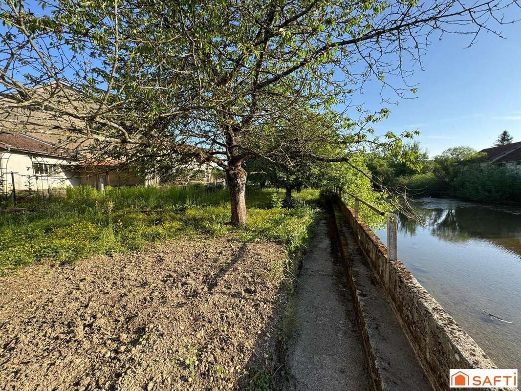 Photo 8 - Maison à VARENNES-EN-ARGONNE