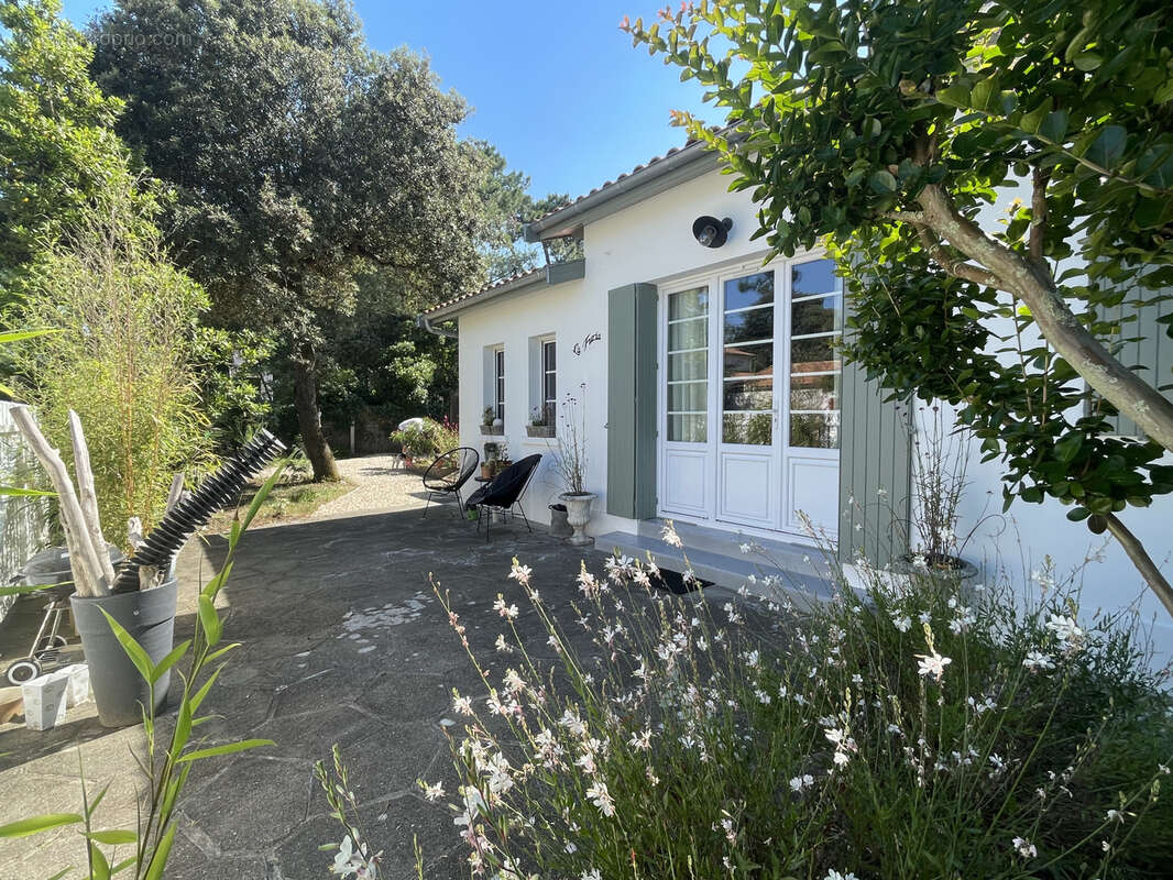 Maison rénovée à deux pas de l'océan - 87 m2 - photo 4