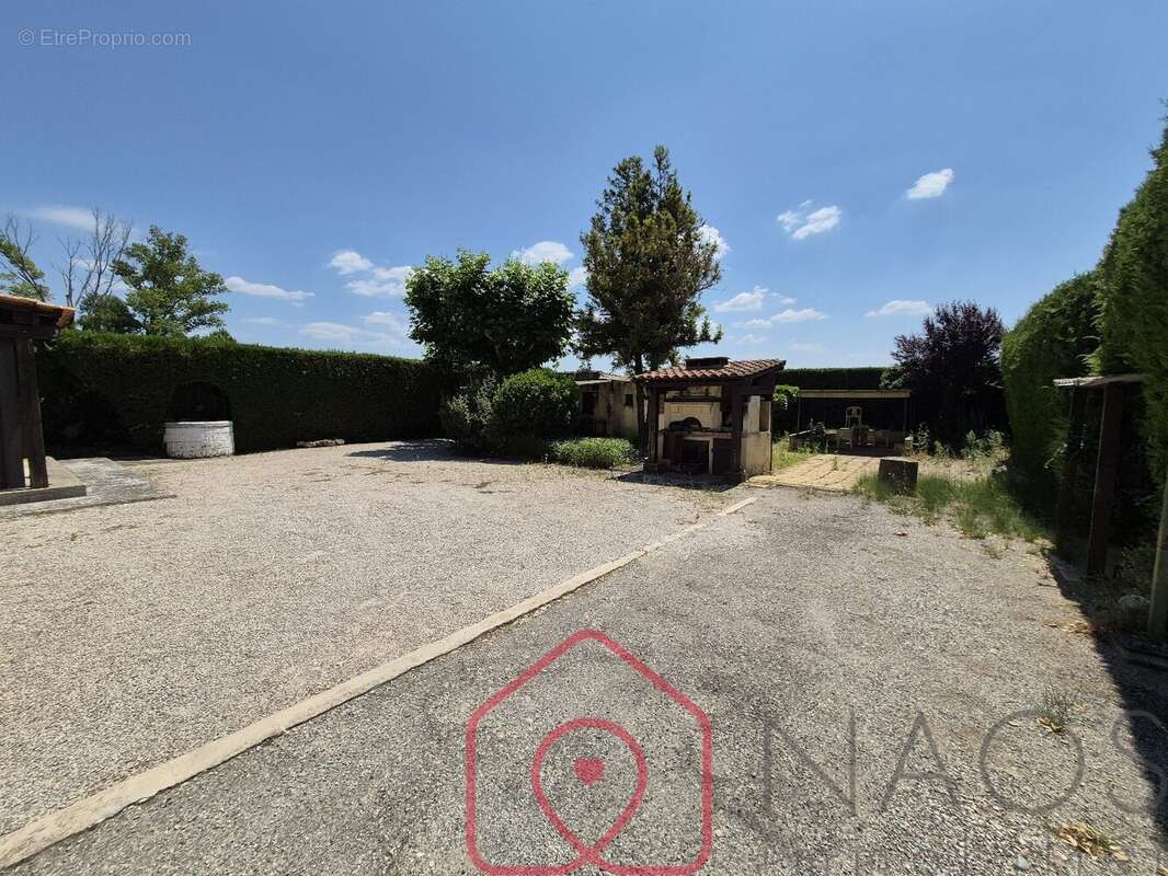 Maison à VINON-SUR-VERDON