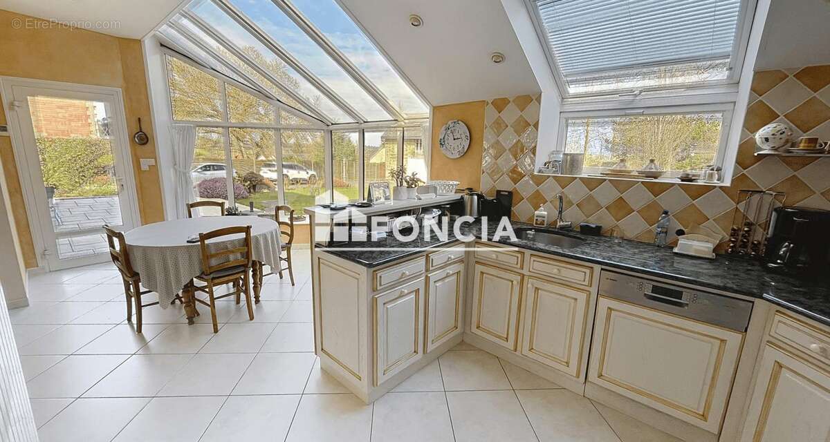 Maison à CERISY-BELLE-ETOILE