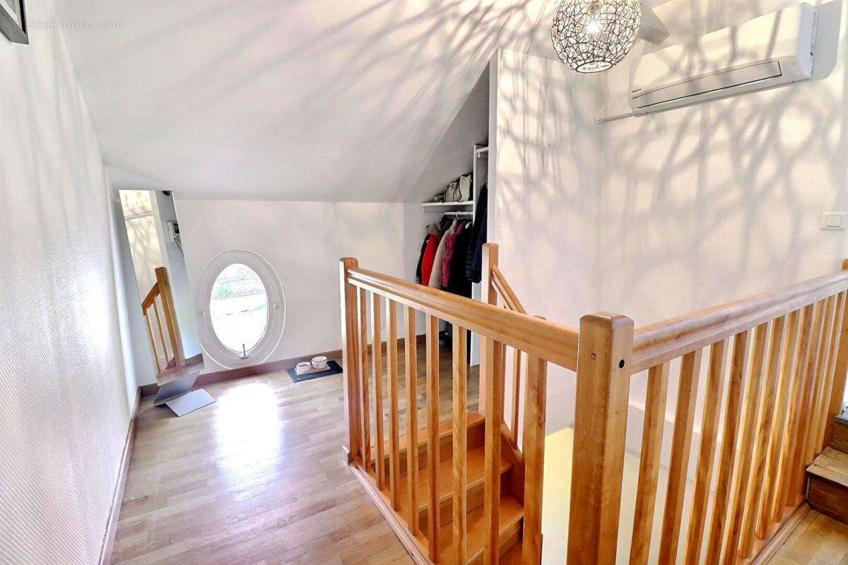 Maison à AUGER-SAINT-VINCENT