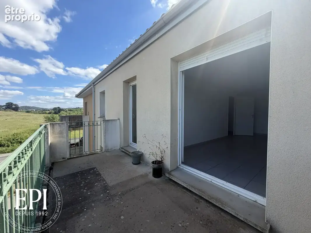 CARCASSONNE   T3 lumineux avec balcon, vue dégagée et 2 parkings - photo 9