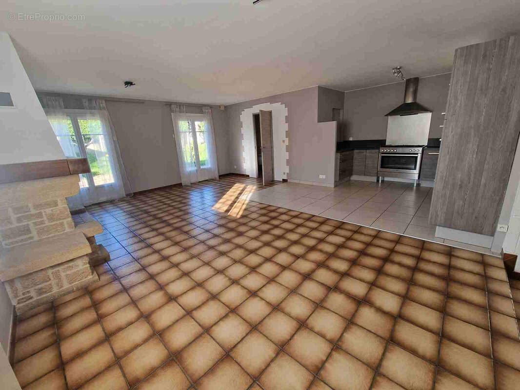 Maison de plain-pied avec 2 logements avec garages - photo 6