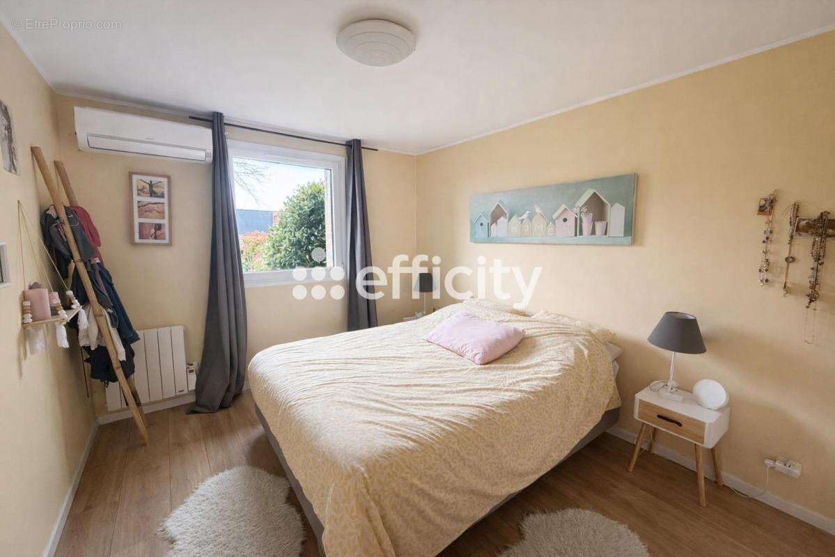 Maison à ENNETIERES-EN-WEPPES