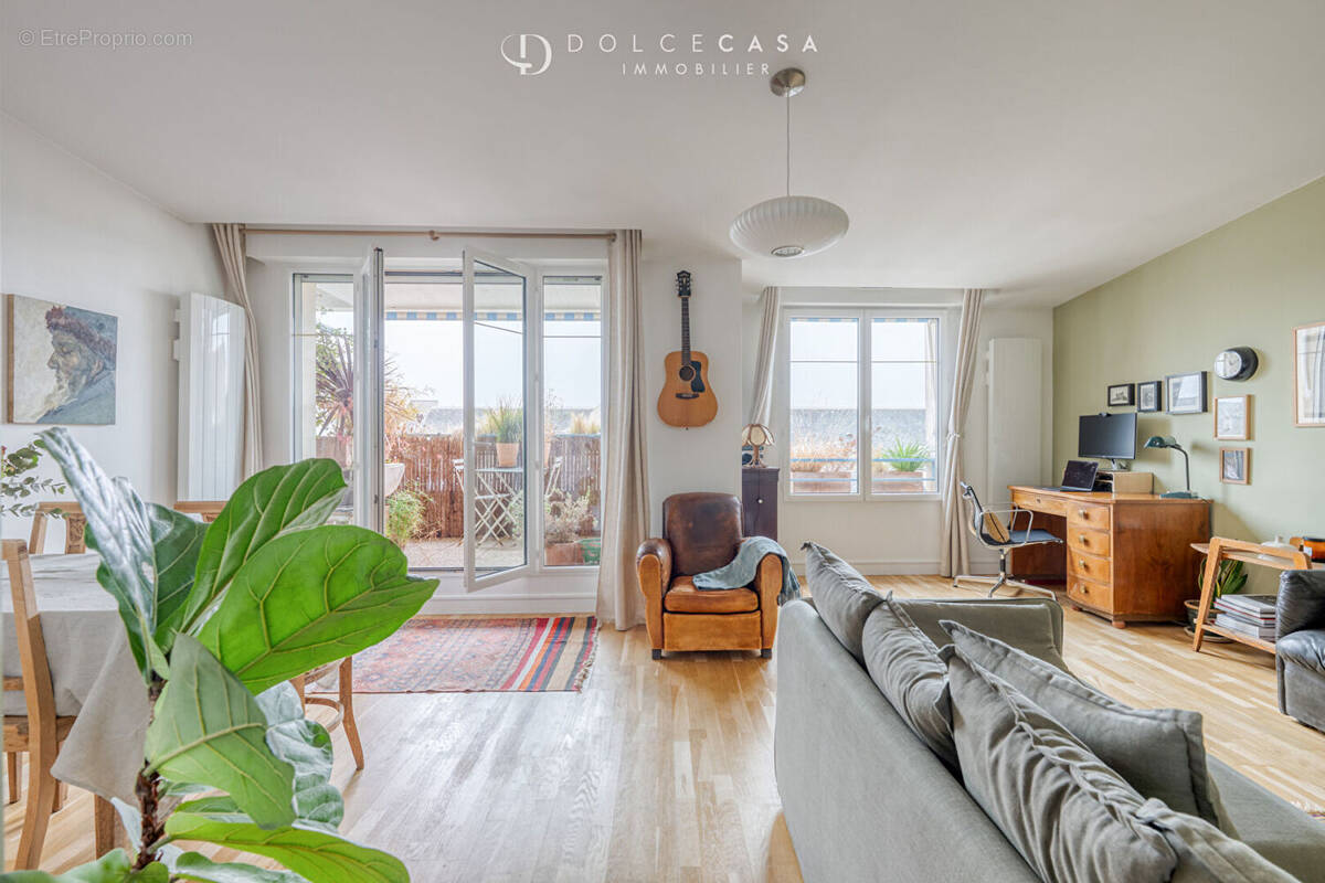 Appartement à LE PERREUX-SUR-MARNE