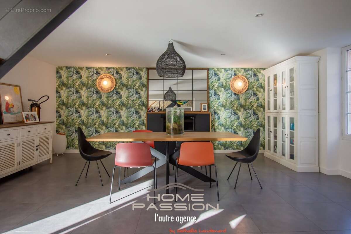 Maison à MORNAC-SUR-SEUDRE