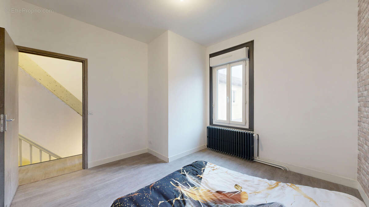 Maison à SAINT-HILAIRE-DU-HARCOUET