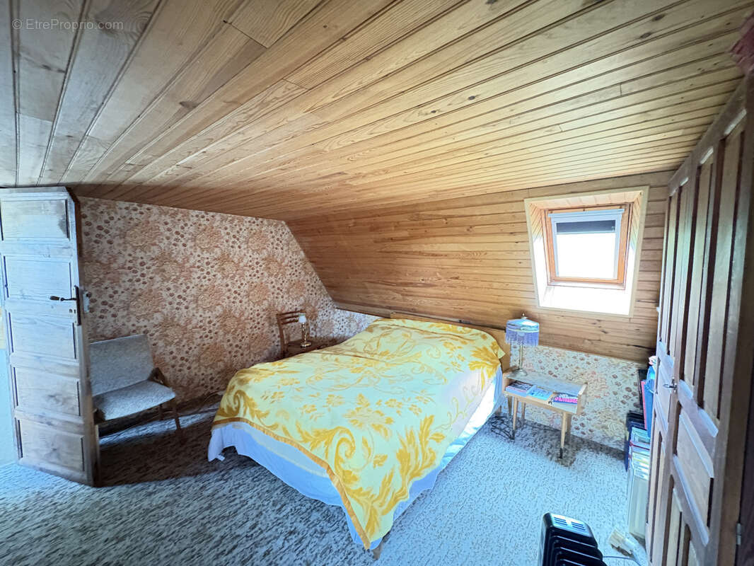 Maison à SAINT-JULIEN-AUX-BOIS