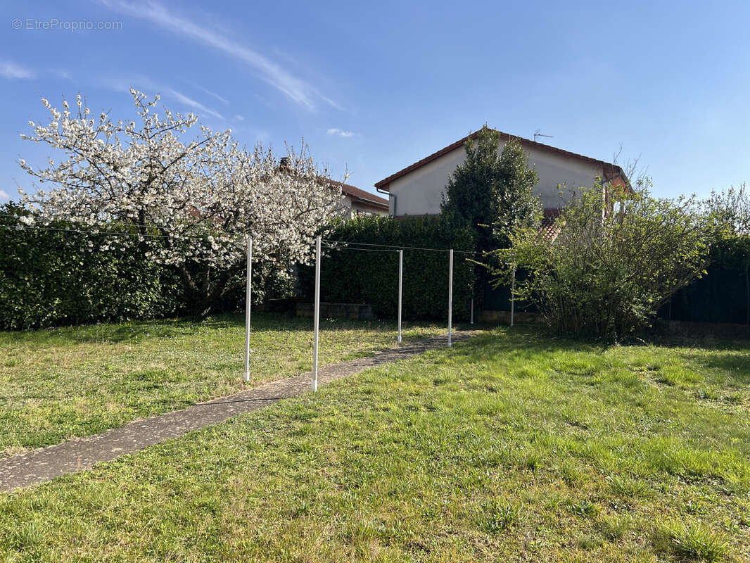 Maison à MIONS