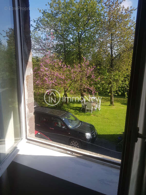 Belle maison de pierre de 1834 de 200 m2  sur un terrain de 3552 m2 sans vis a vis - photo 13