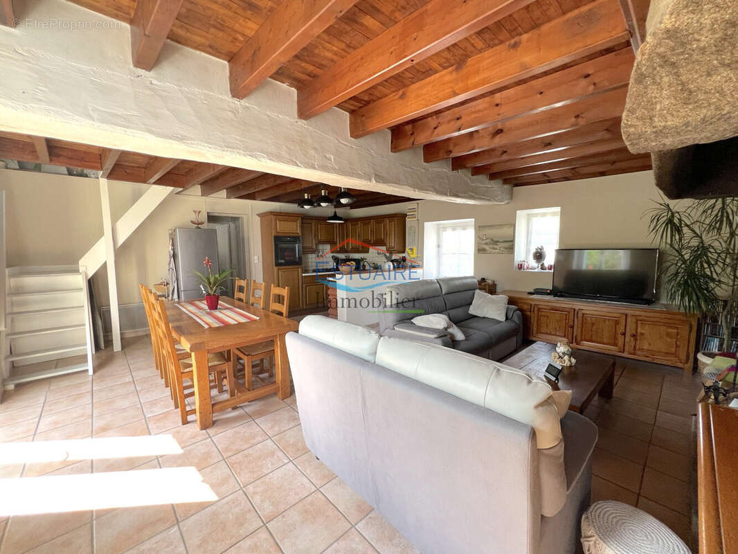 Maison à CORDEMAIS