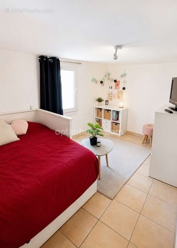Appartement à FLORENSAC