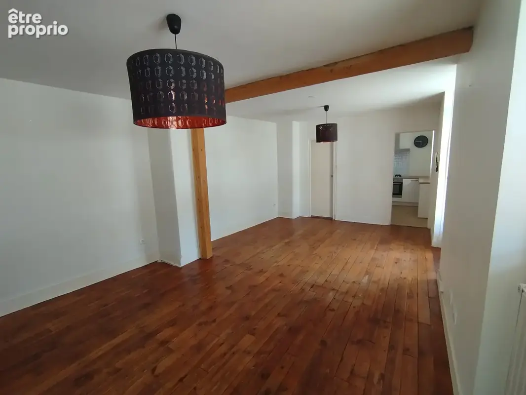 Vichy parcs des sources, appartement type 2 dans une petite copropriete - photo 5