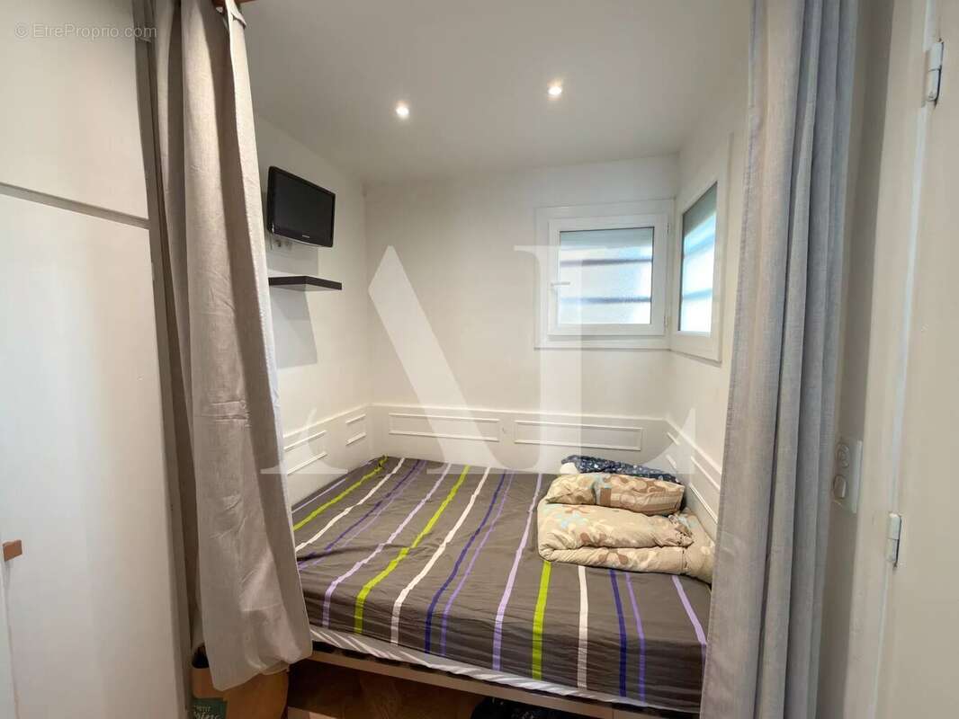Appartement à VALLAURIS