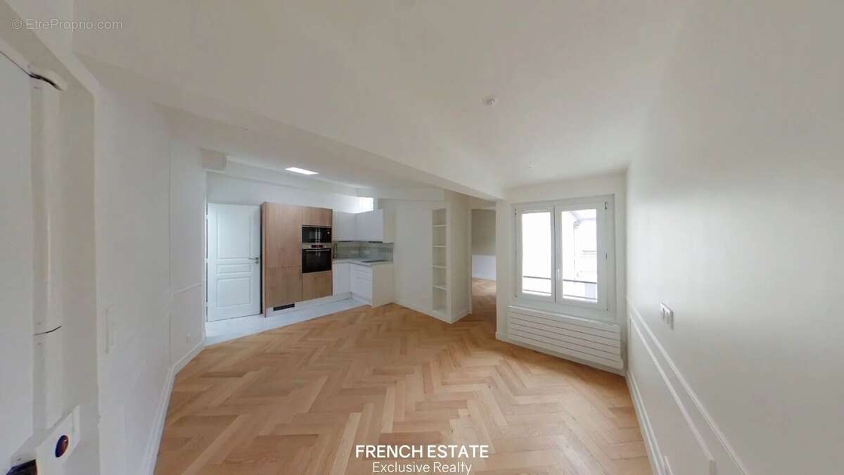 Appartement à PARIS-1E