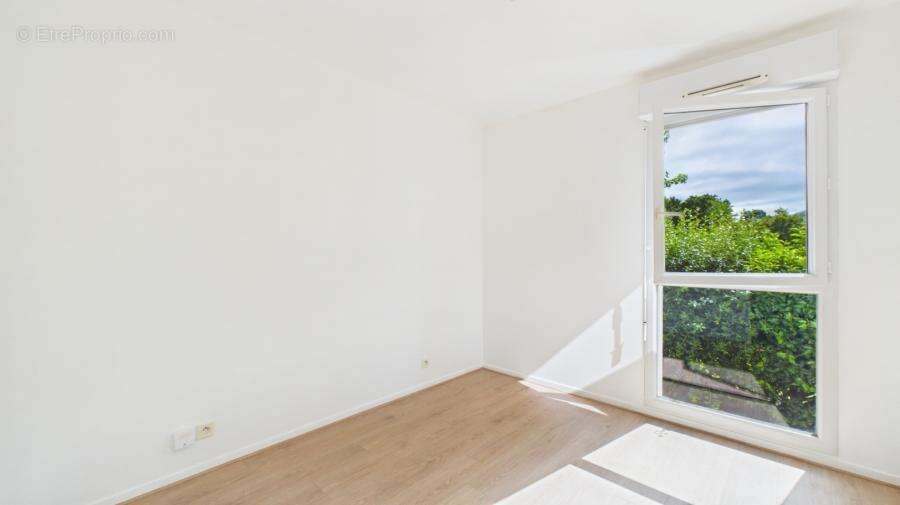 Appartement 59 m² à Rennes  - photo 252