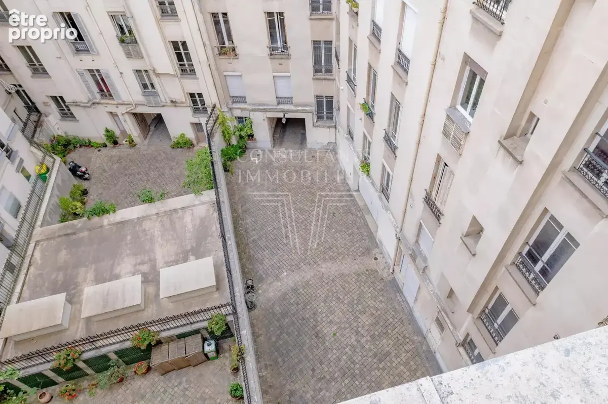 Parc monceau. appartement en étage élevé - photo 14