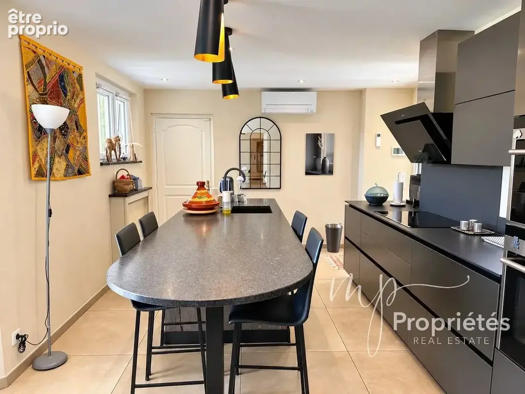 A vendre  villa a salernes – propriété familiale avec piscine et studio indépendant - photo 10