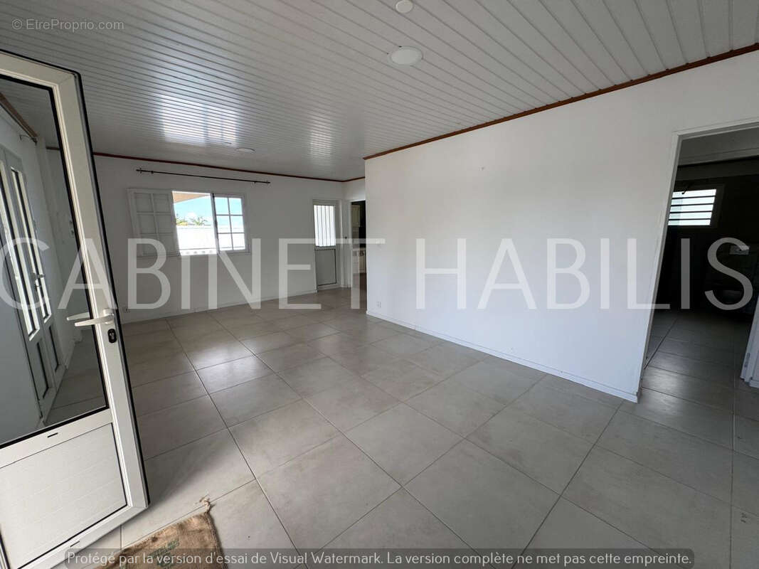 Maison à PETITE-ILE