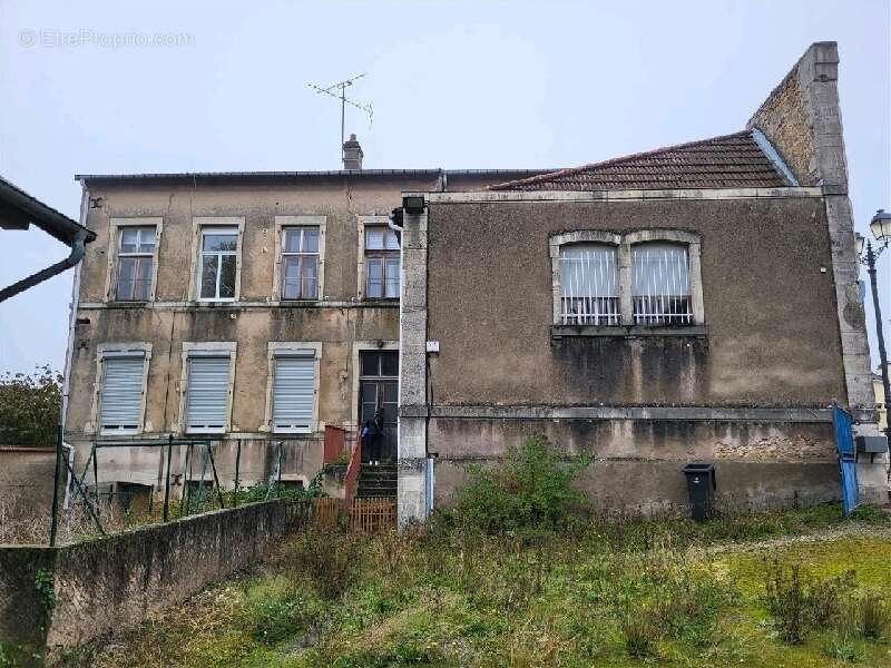 Appartement à MAIZIERES