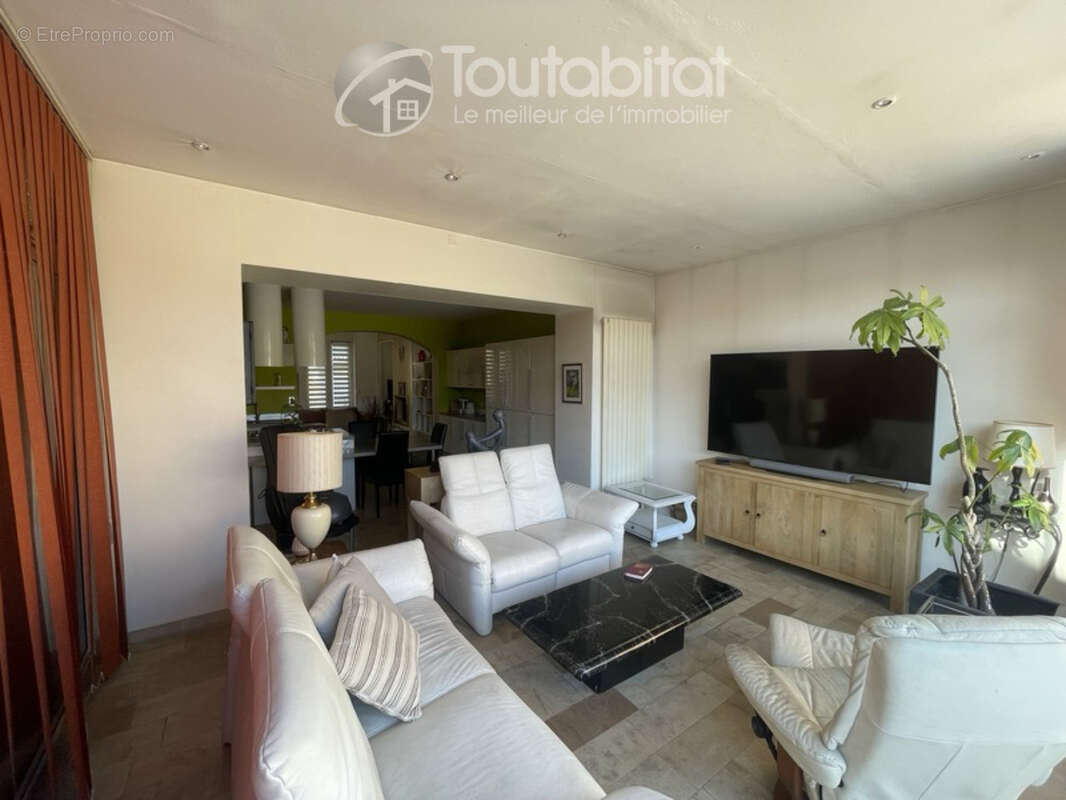 Maison à CHARLEVILLE-MEZIERES