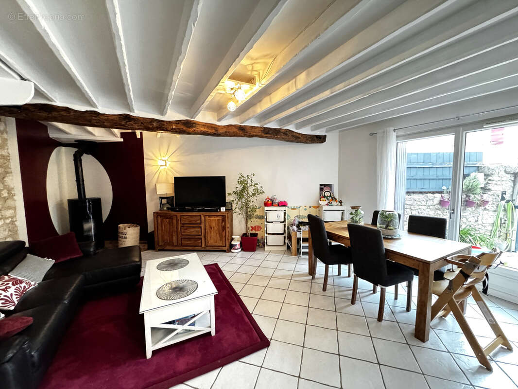 Maison à BENNECOURT