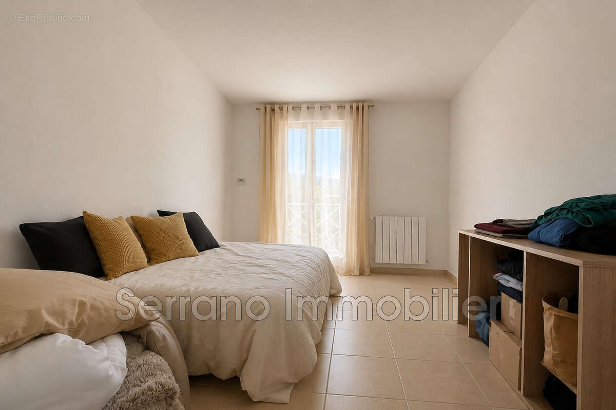 Maison 100 m² à Tarascon  - photo 4