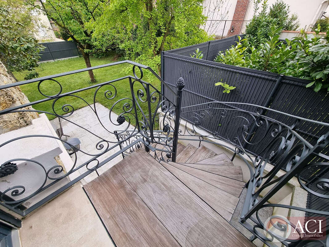 Maison à DEUIL-LA-BARRE