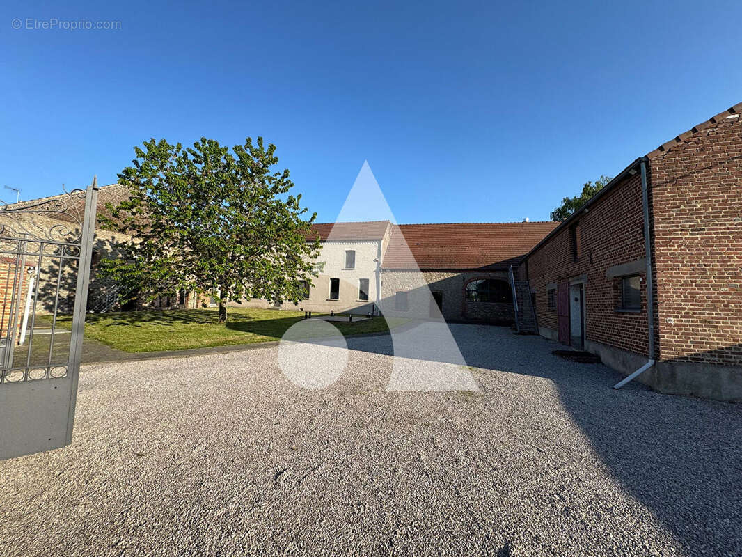 Maison à VIEUX-CONDE