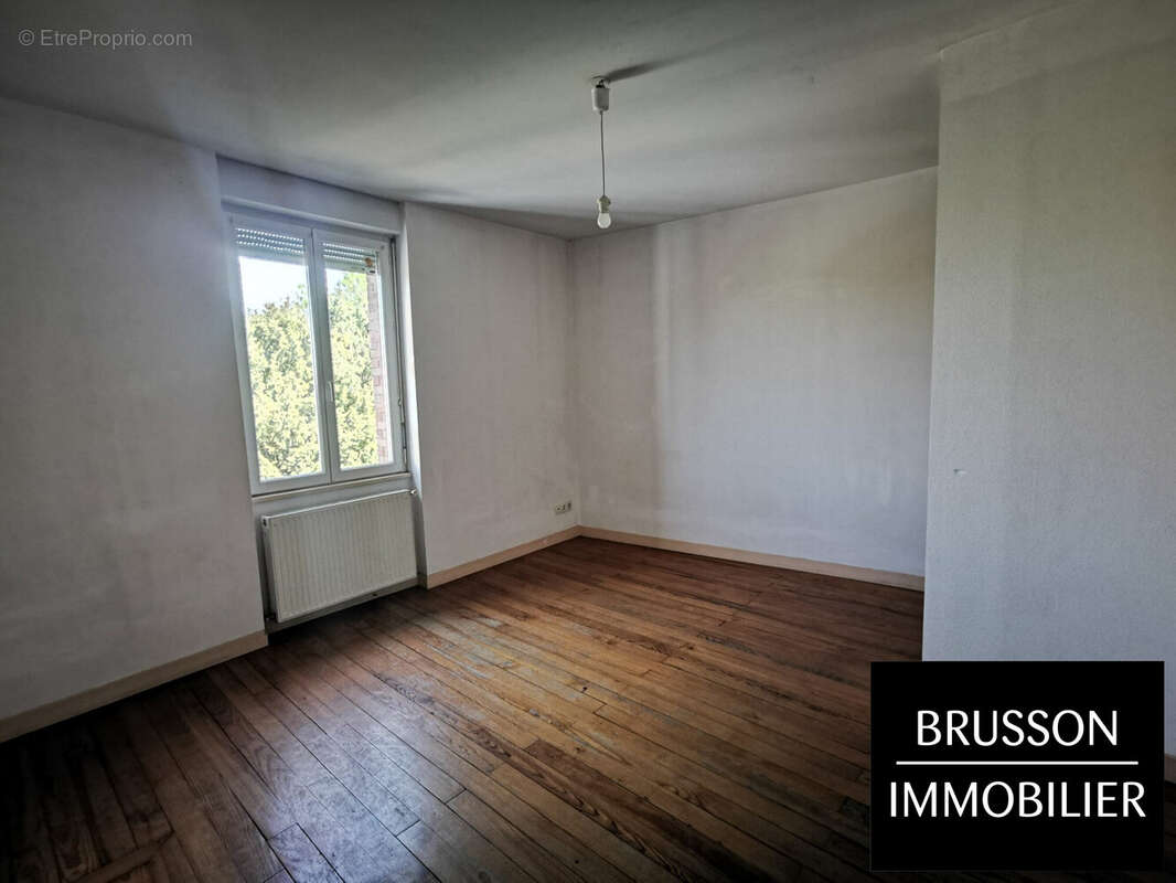 Maison 107 m² à Castres  - photo 6