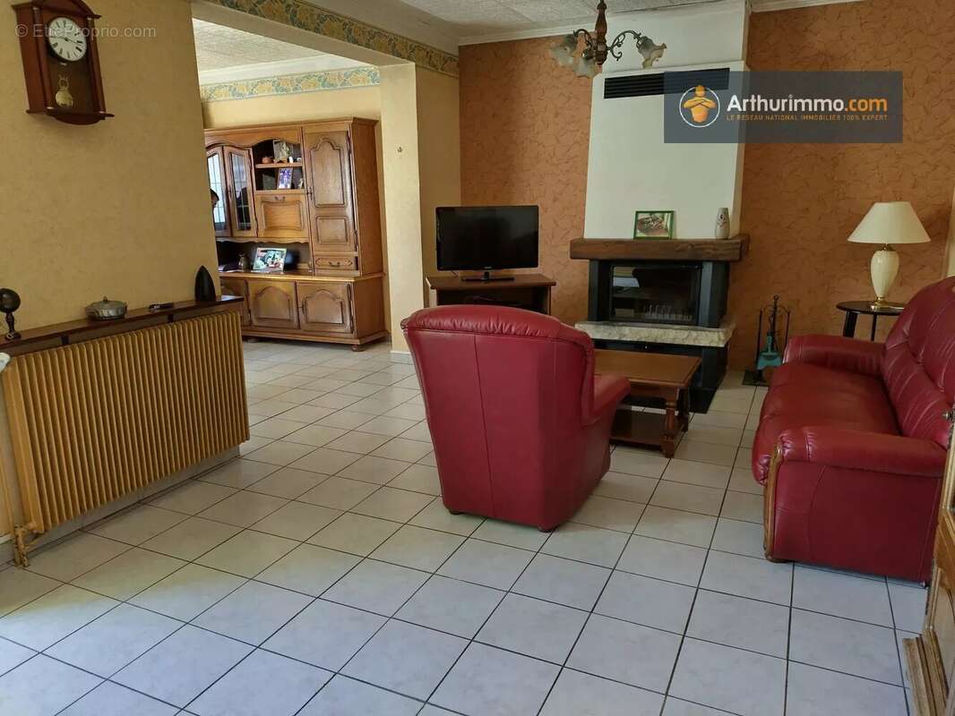 Maison à LAROQUE-D'OLMES