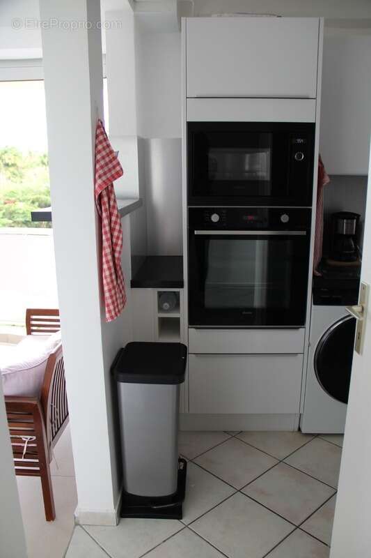 Superbe Duplex T4 de 105 m² – Vues Mer, Forêt et Parc – Baie-Mahault - photo 8