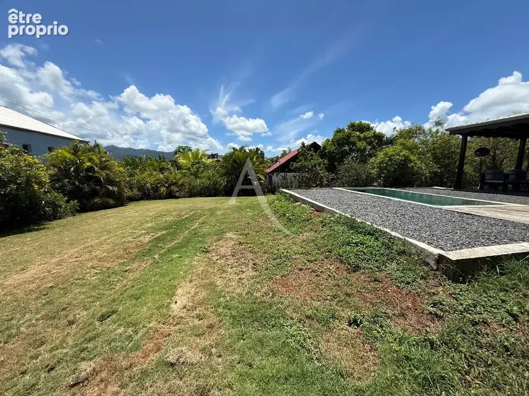 Villa T4 récente avec piscine et jardin clos - photo 8