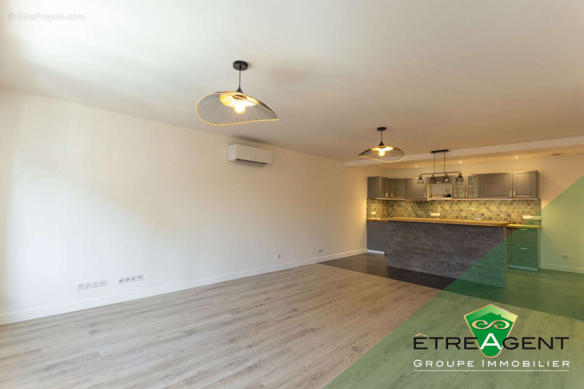 Commerce à MANTES-LA-JOLIE