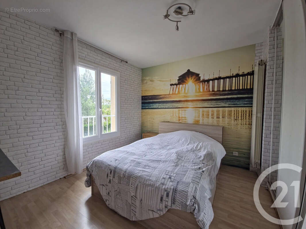 Maison 111 m² à Chelles  - photo 7