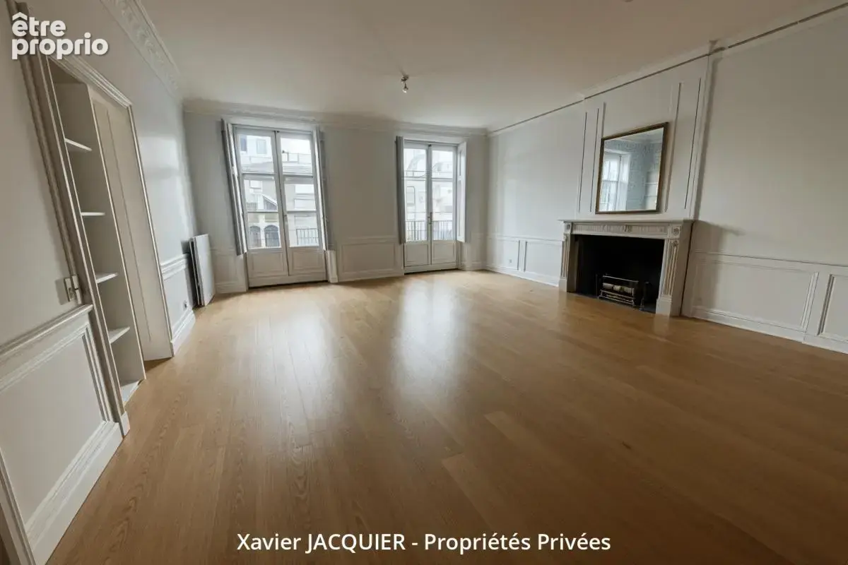 Appartement - 3 pièces - 90,4 m² - Graslin/Crébillon - photo 2