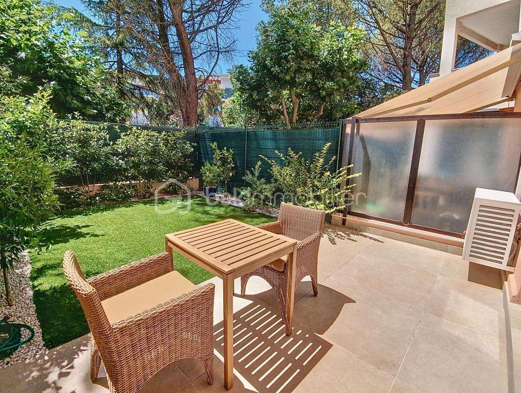 Appartement à MOUGINS