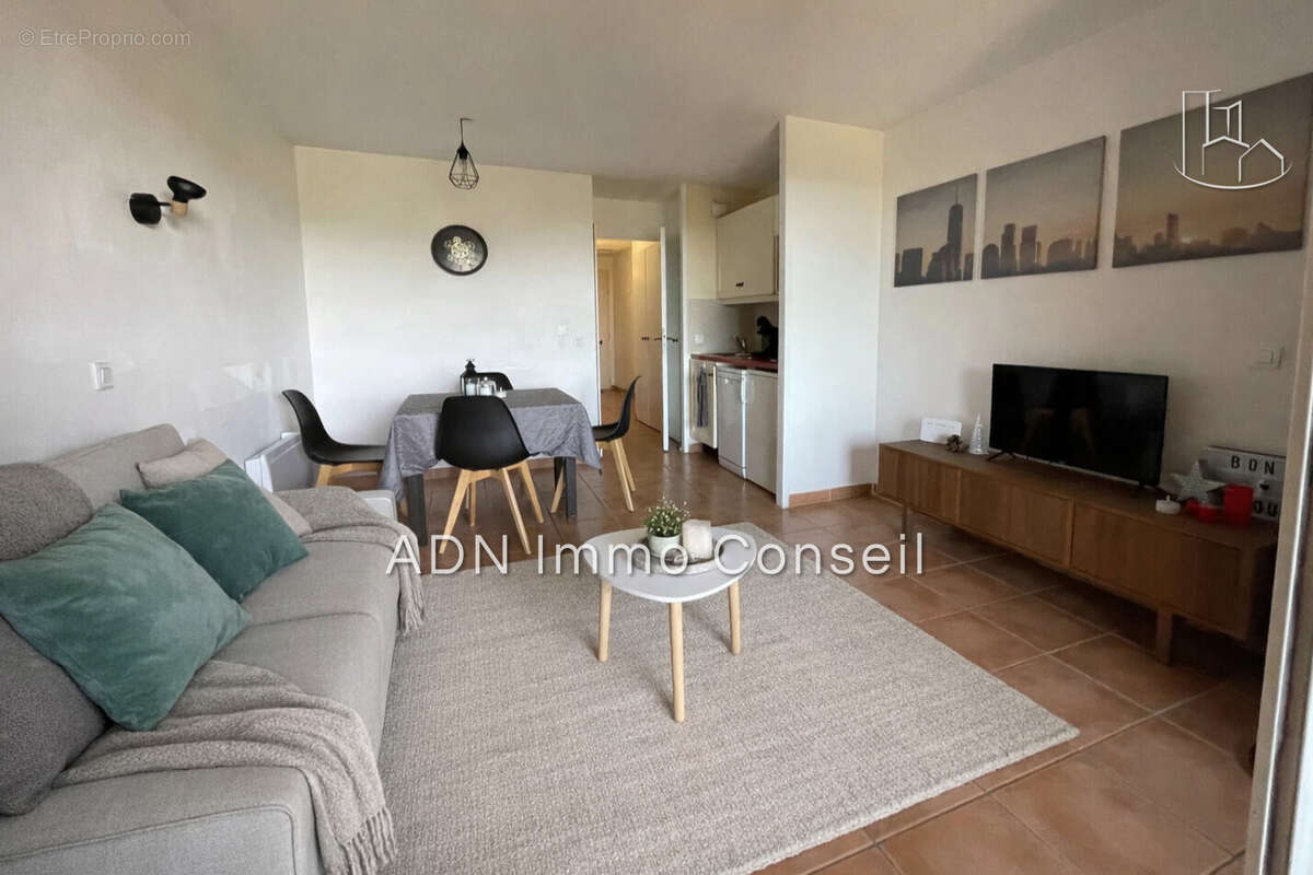 Appartement à MALLEMORT