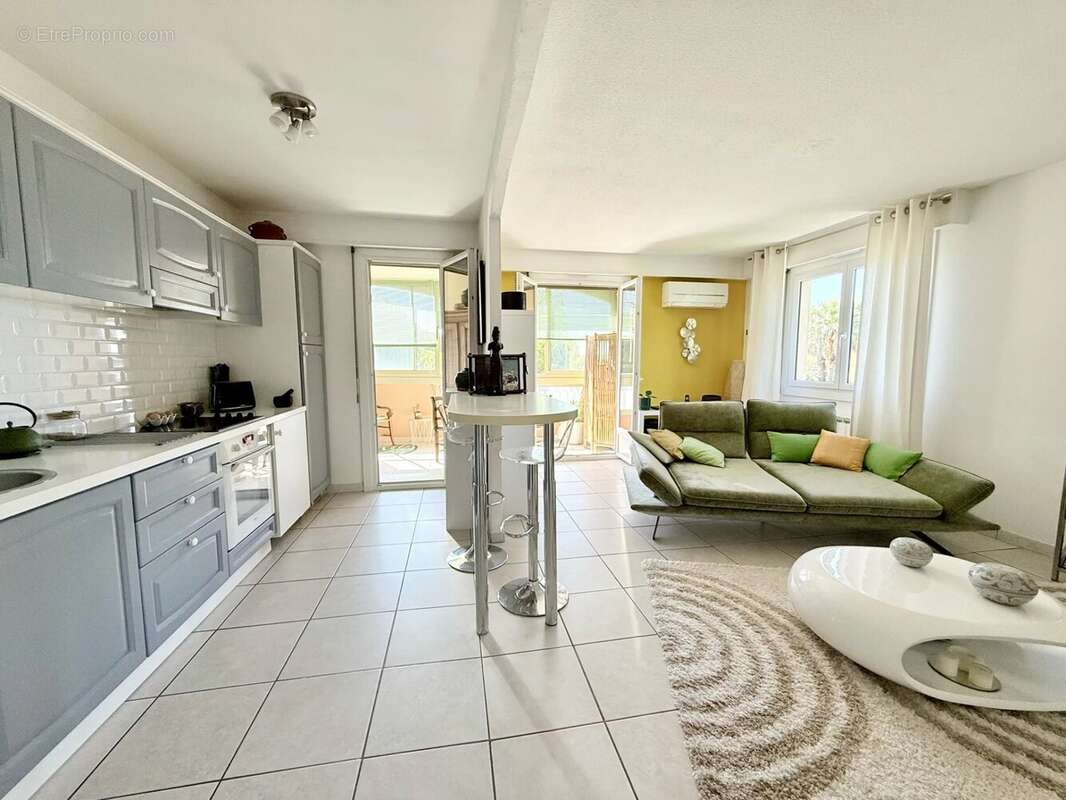 Appartement à FREJUS