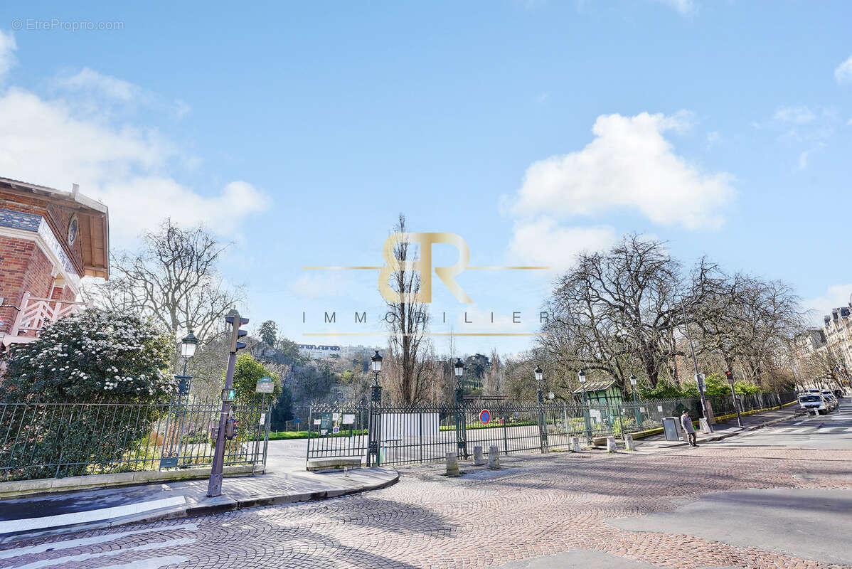 Commerce à PARIS-19E