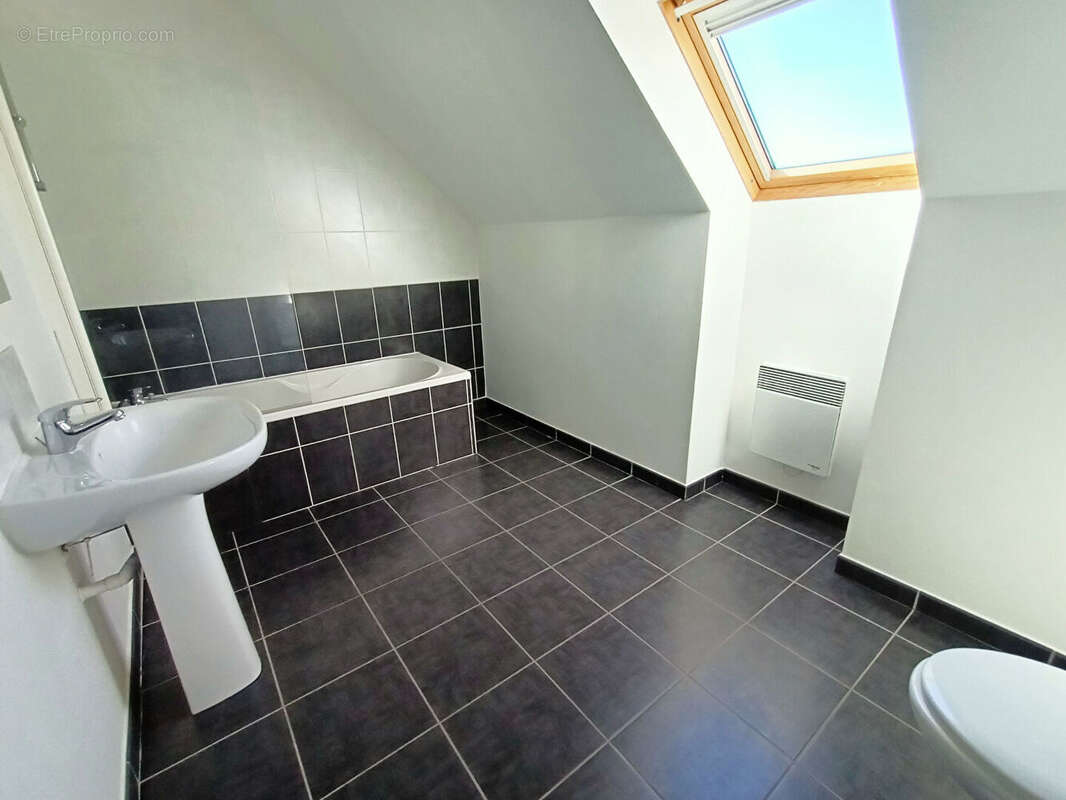 Maison à LA CHAPELLE-SUR-ERDRE