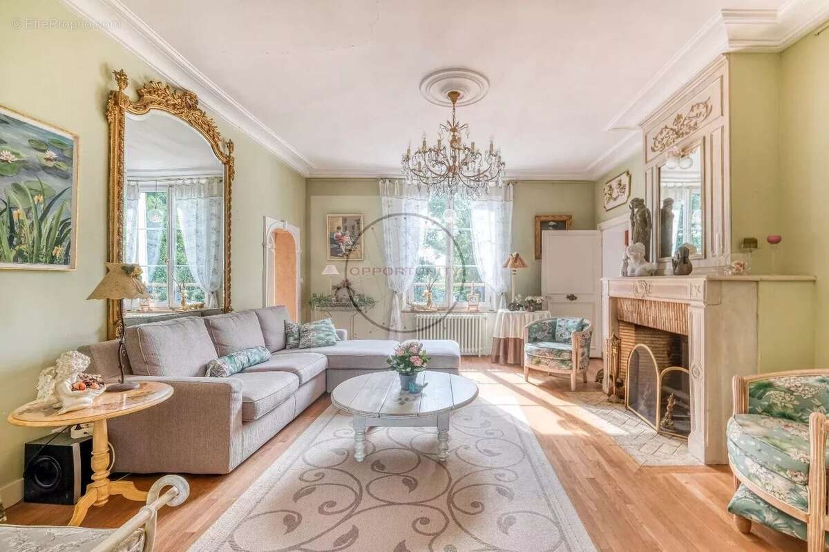 Maison à MONTGE-EN-GOELE