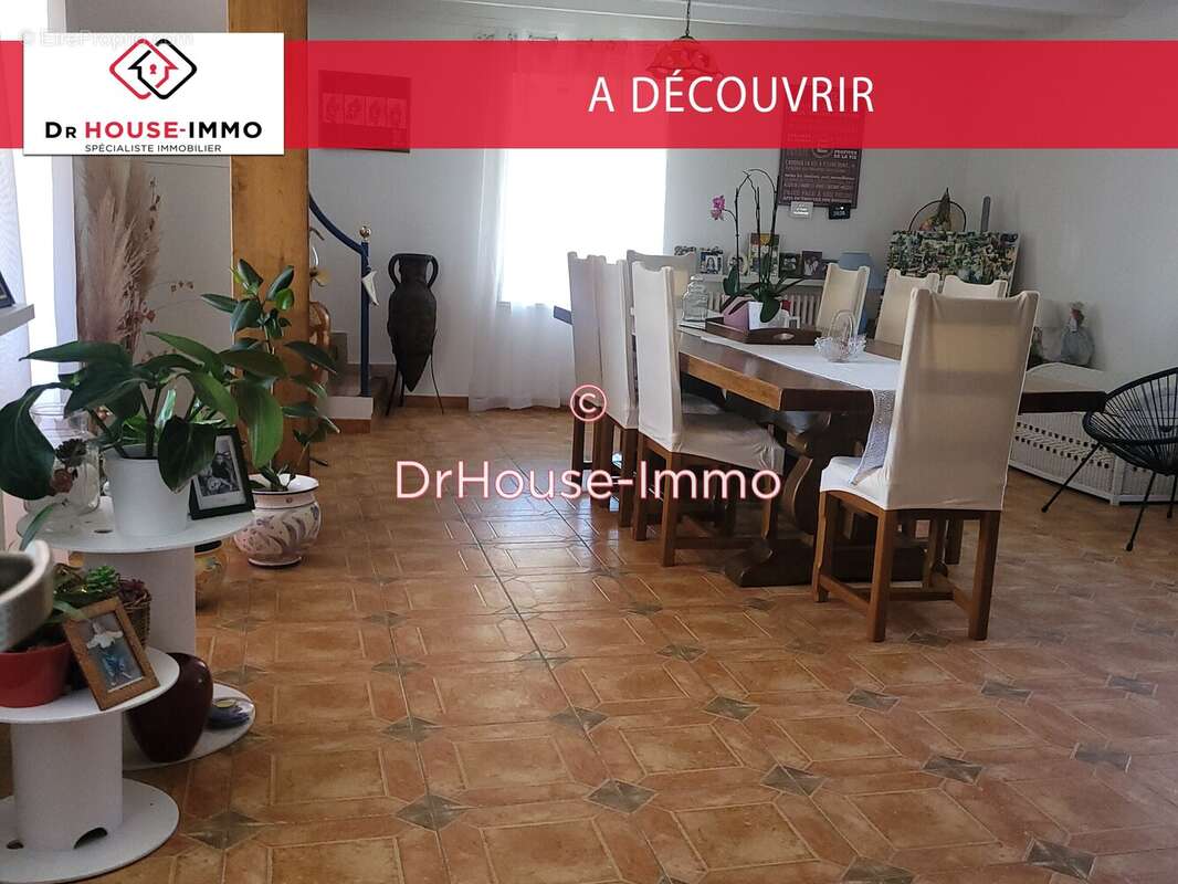 Maison à CRECHES-SUR-SAONE