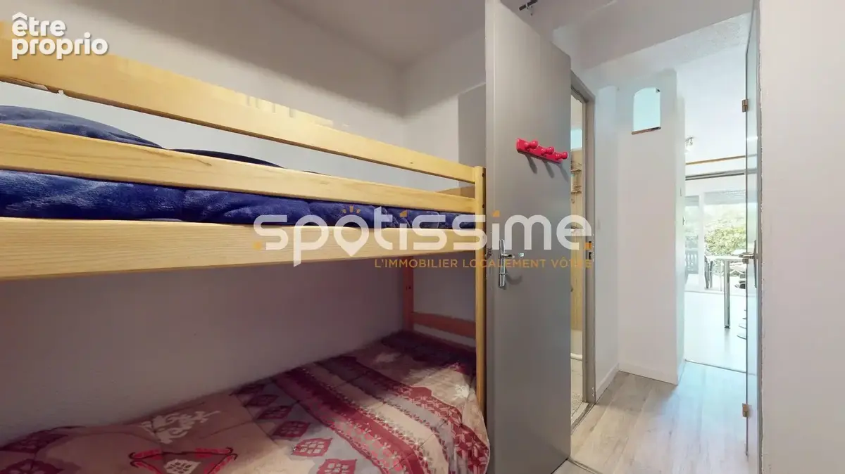 Le Cap d'Agde, Mont Saint-Martin, studio cabine en rez-de-jardin,Terrasse, parking privé - photo 12